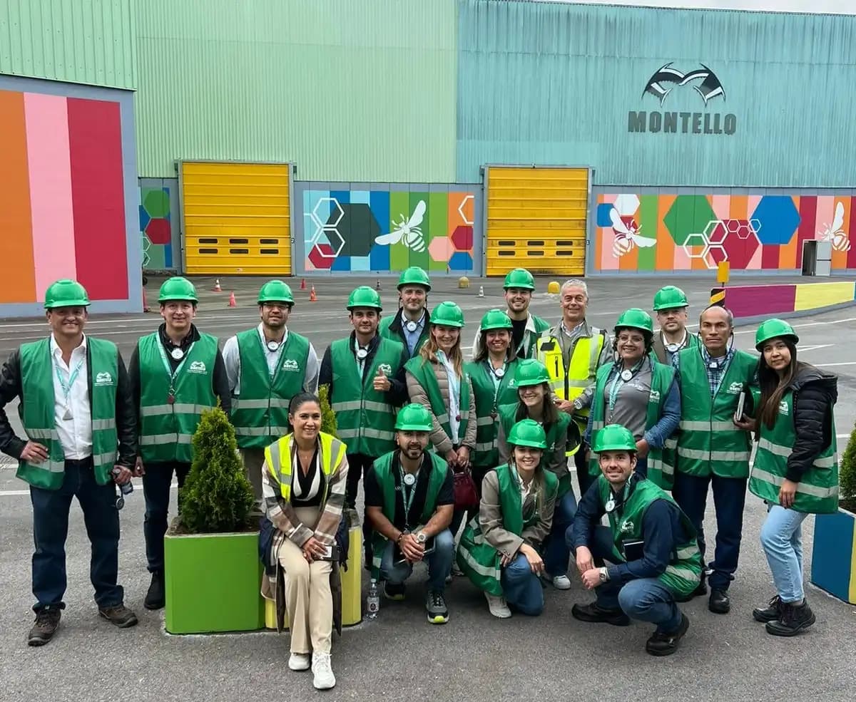 Visita de equipo a instalación industrial aliada en Italia